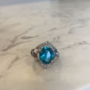 Elegant Silver and Blue Gemstone Ring